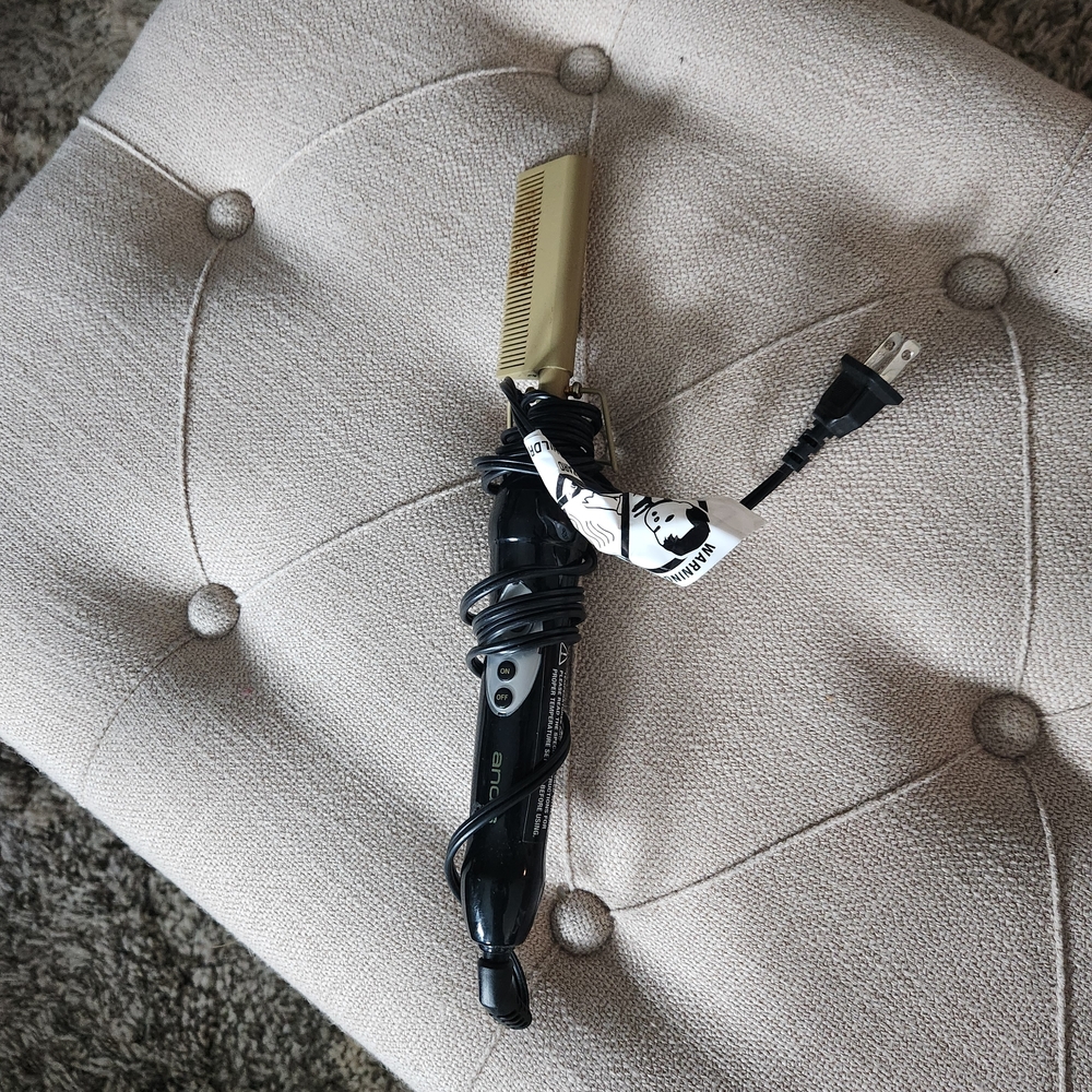 Black and Gold Hair Curling Iron
